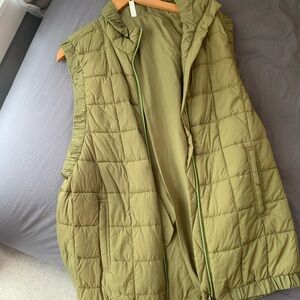Free People Olive Green oversized puffer Vest size medium